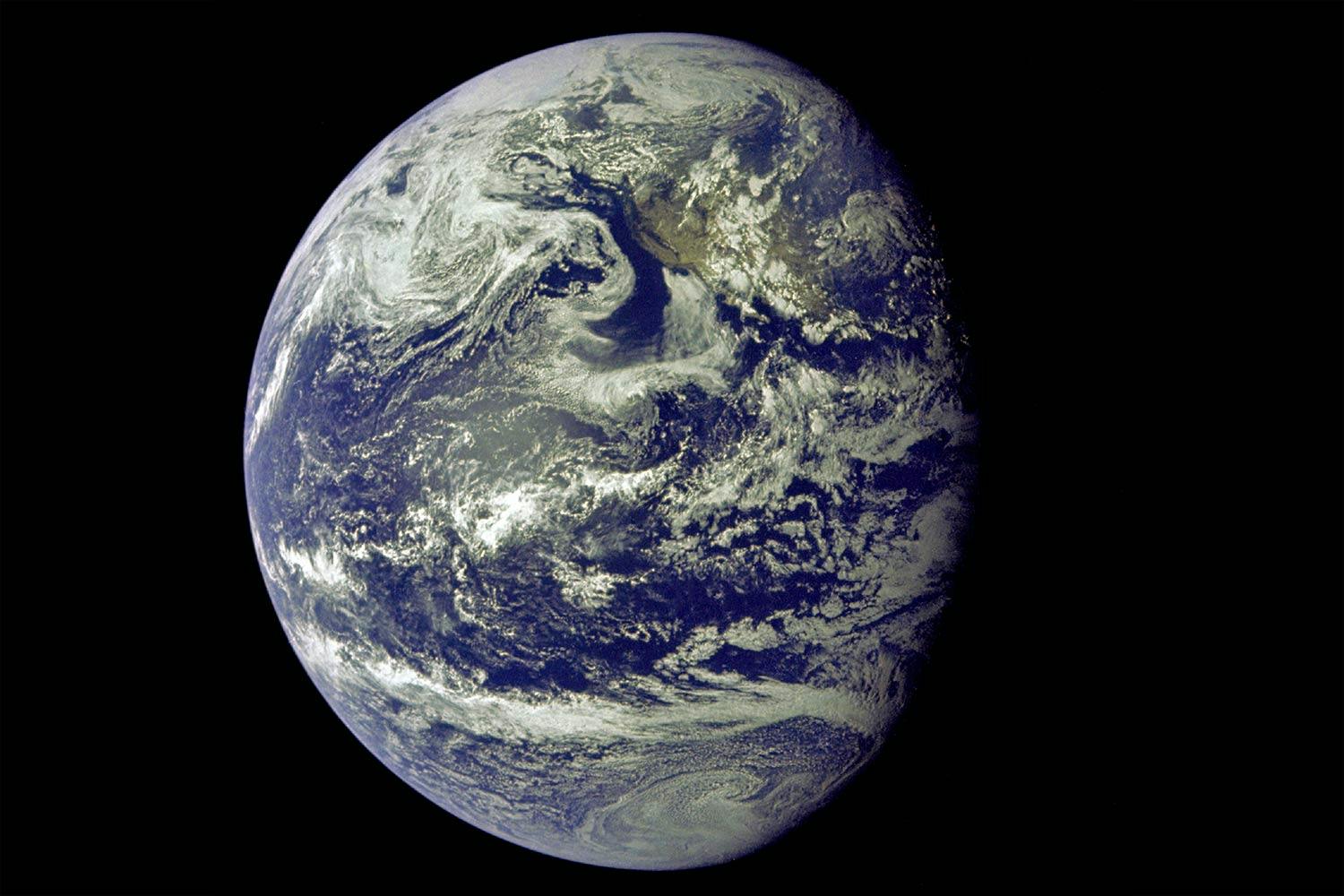 jorden fotograferad fran apollo 11